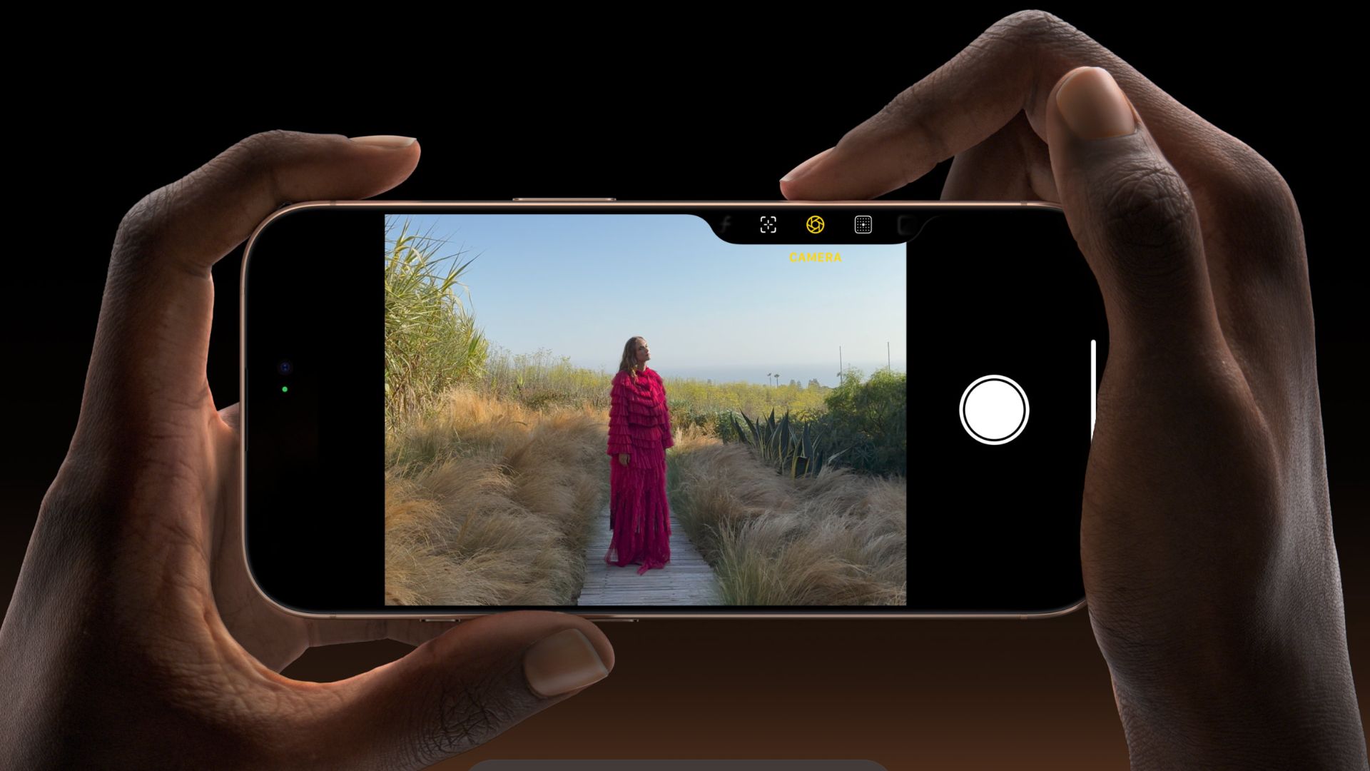 Trải nghiệm camera trên iPhone 16 Pro, cũng có tính năng center stage
