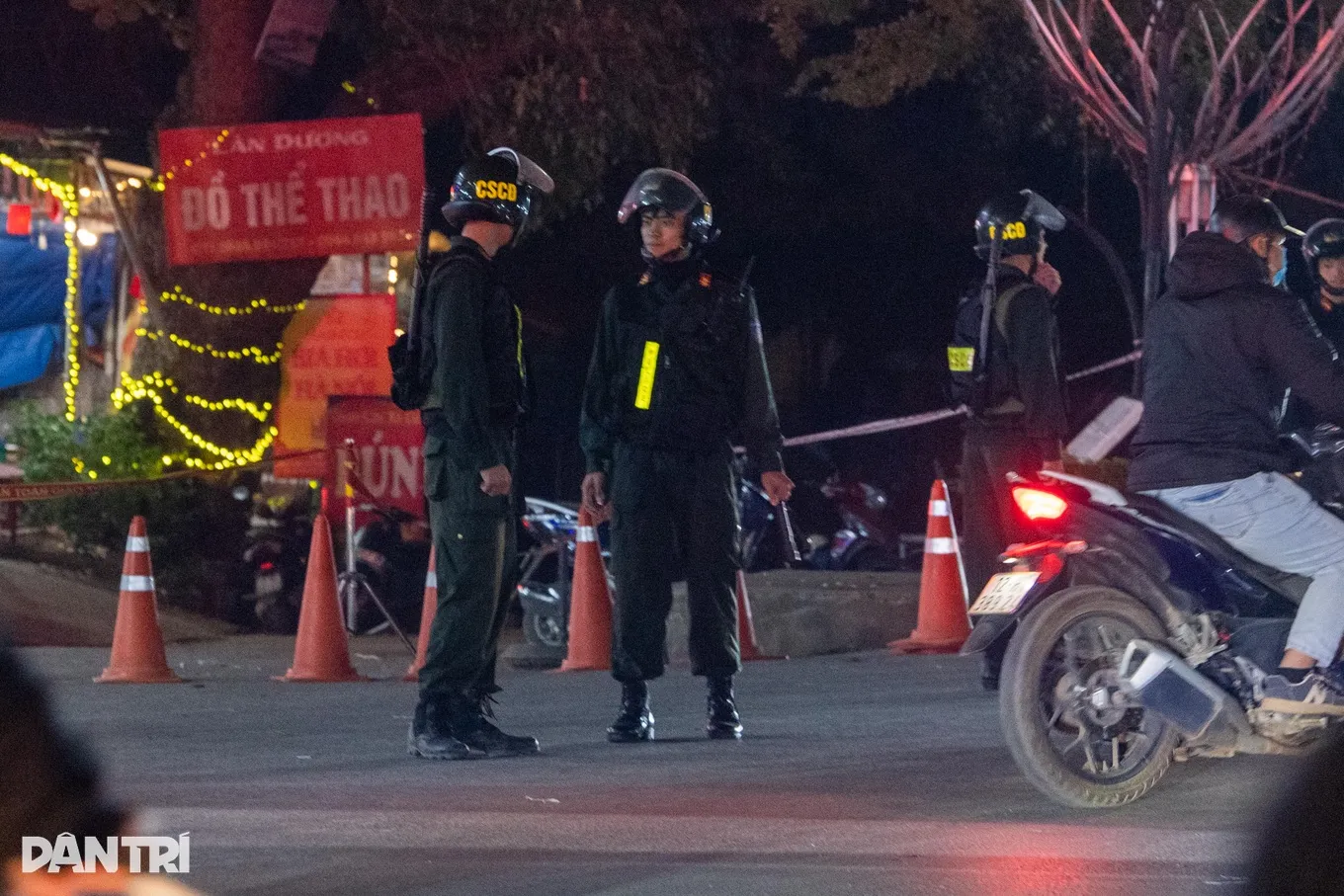 Khám xét nơi ở và khám nghiệm hiện trường