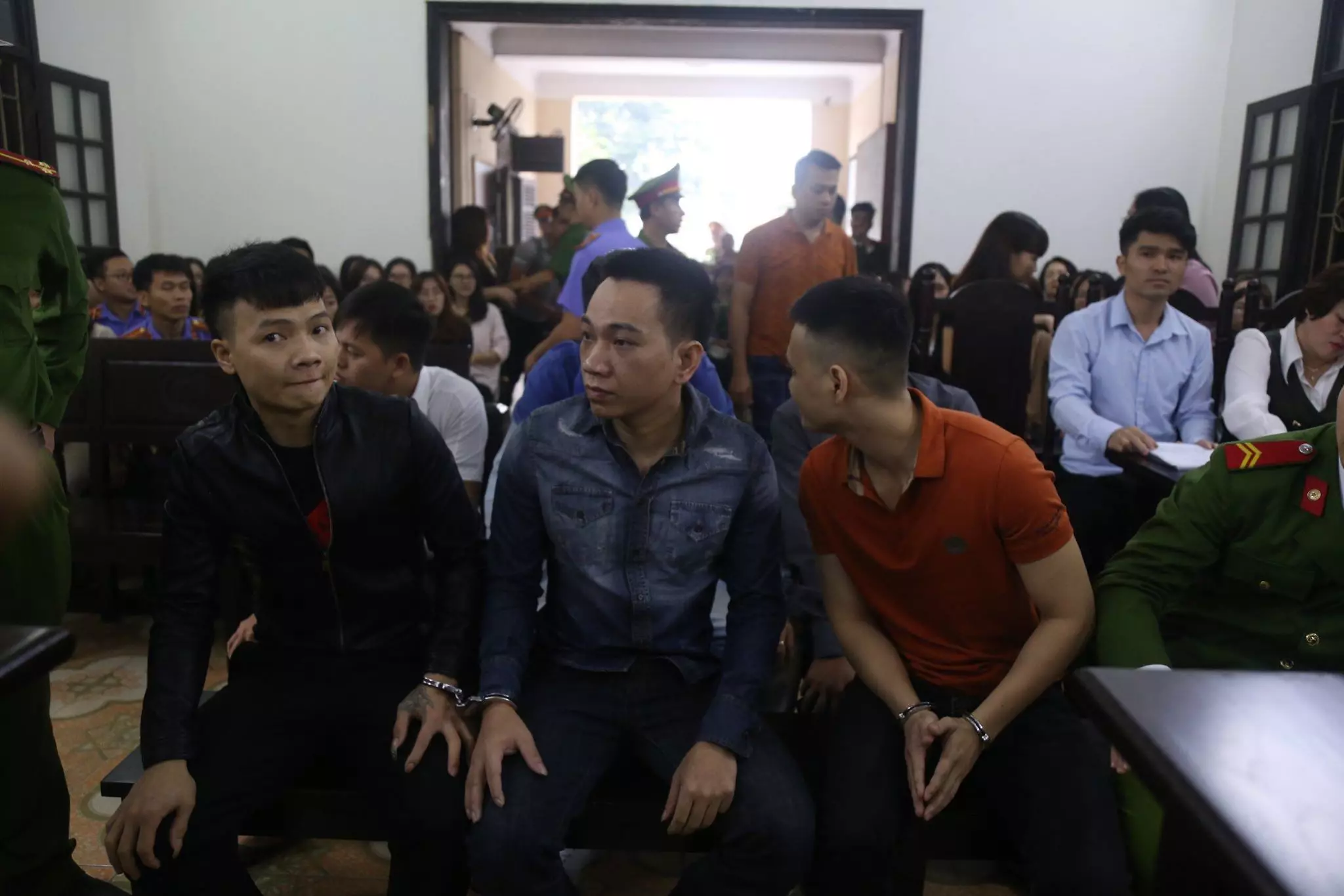 Các bị cáo đồng phạm cũng bị tuyên phạt nghiêm khắc - 13/11/2019