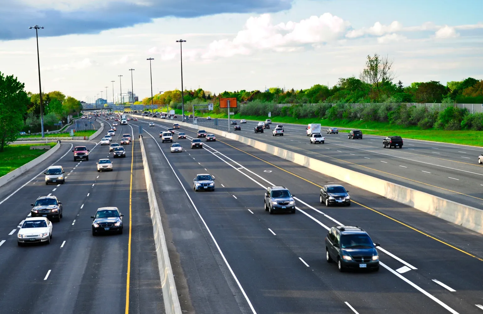 Tuy nhiên, việc chuyển đổi sang Tài khoản Giao Thông vẫn diễn ra rất chậm.