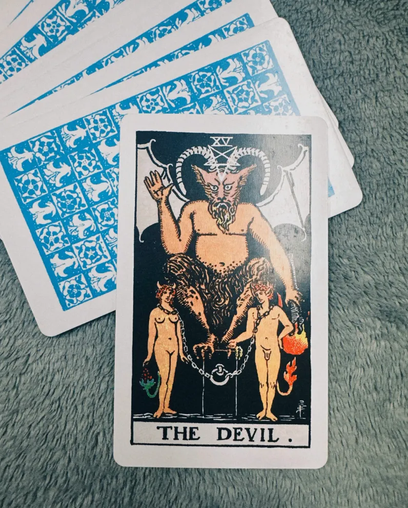 Câu chuyện về The Devil trong 78 lá bài Tarot