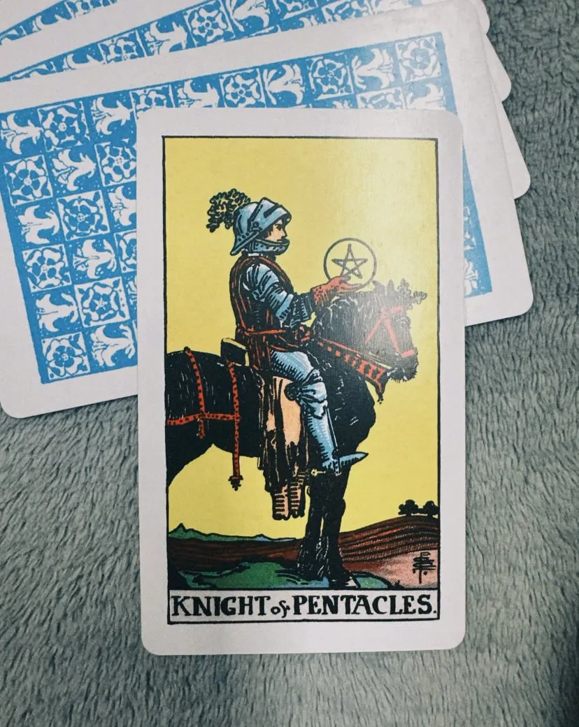 Câu chuyện về Knight of Pentacles trong 78 lá bài Tarot