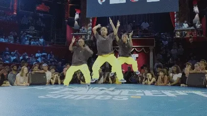 Ngôn Ngữ Của Afrodance: Rung Động Từ Lòng Đất