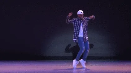 Nguồn Gốc: Từ "Gangsta Walk" Đến Sân Khấu Toàn Cầu