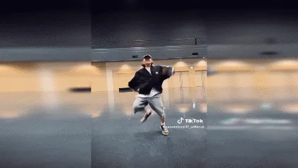 11zon_RUN BTS TIKTOK DANCE COMPILATION _ KPOP IDOLS DANCING 'RUN BTS'.webp