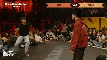 Triết Lý Văn Hóa "Love is the Message"