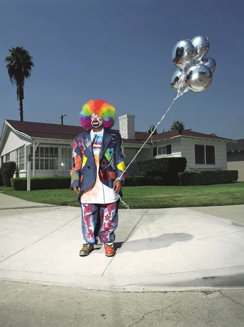 Nguồn Gốc Ra Đời: Từ Bạo Lực Đến Nghệ Thuật