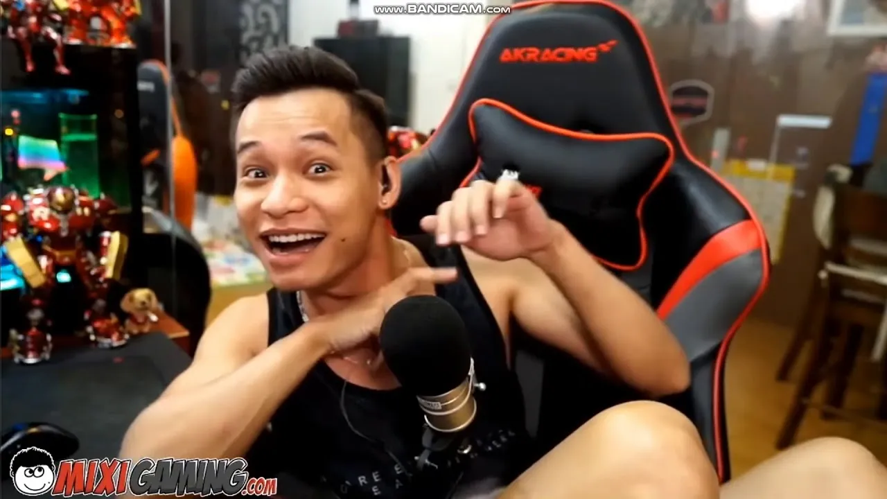 Quá trình "thanh tẩy" và xây dựng hình ảnh tích cực