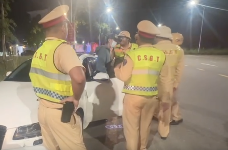 Ví dụ thực tế - Dương tính với ma túy khi lái ô tô bị xử phạt như thế nào?