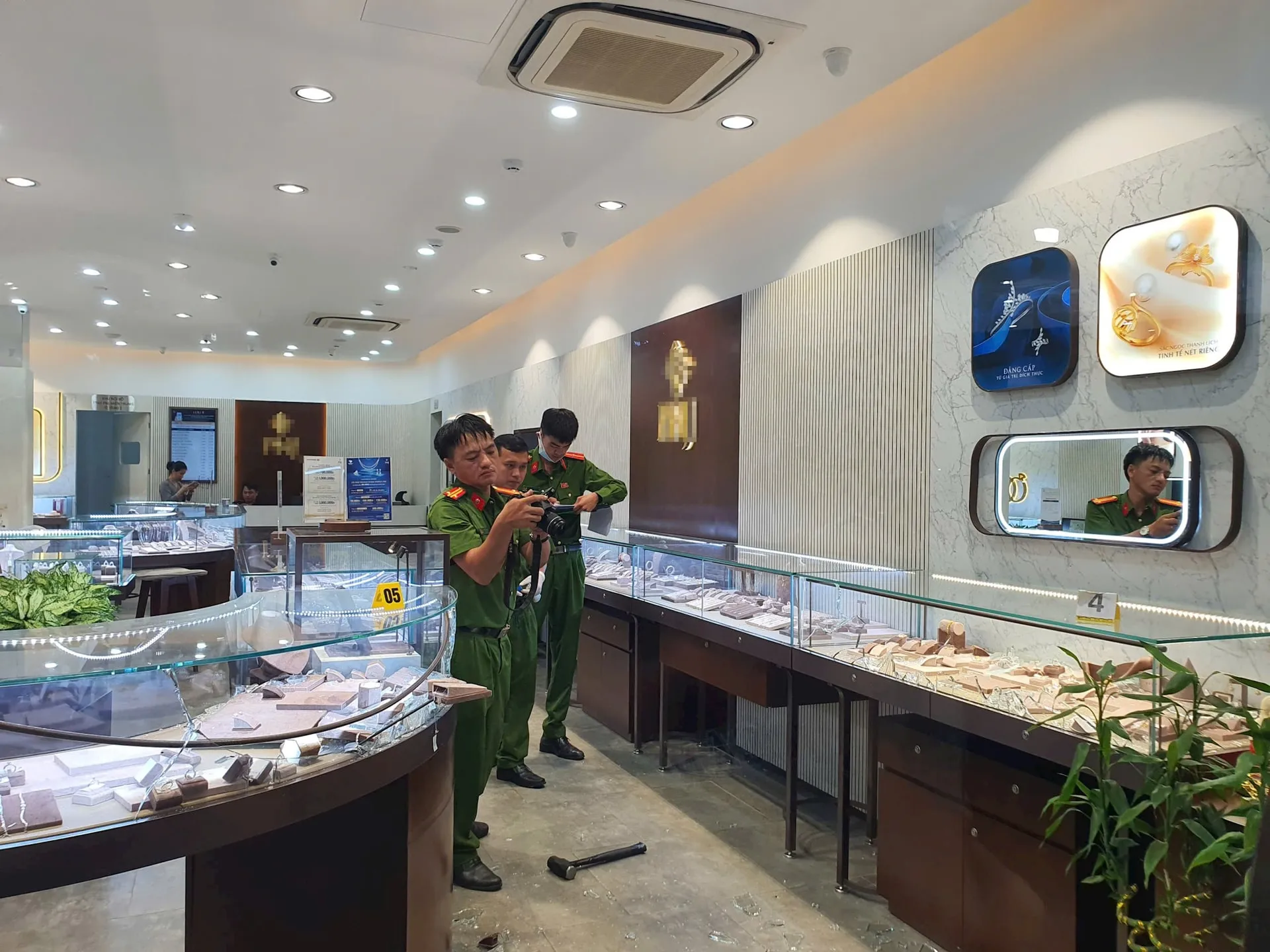 Công an vào cuộc điều tra, trích xuất camera