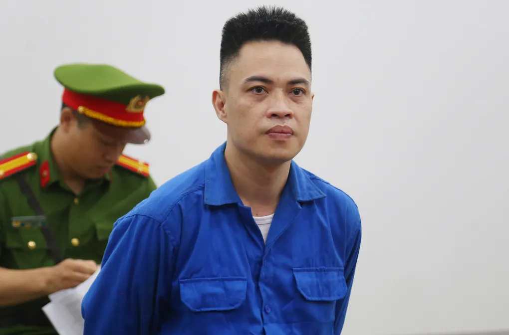 Khi nào hành vi đánh người tại nơi công cộng sẽ bị truy cứu trách nhiệm hình sự?