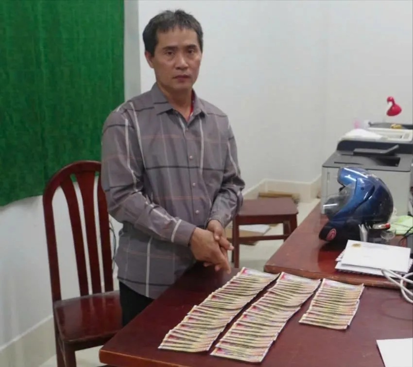 Tình huống giả định - Đem vé số giả đi nhận thưởng bị xử lý như thế nào?